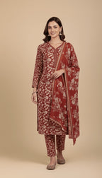 Binsaeed Three-Piece Khaddar Printed Crimson Floral Suit